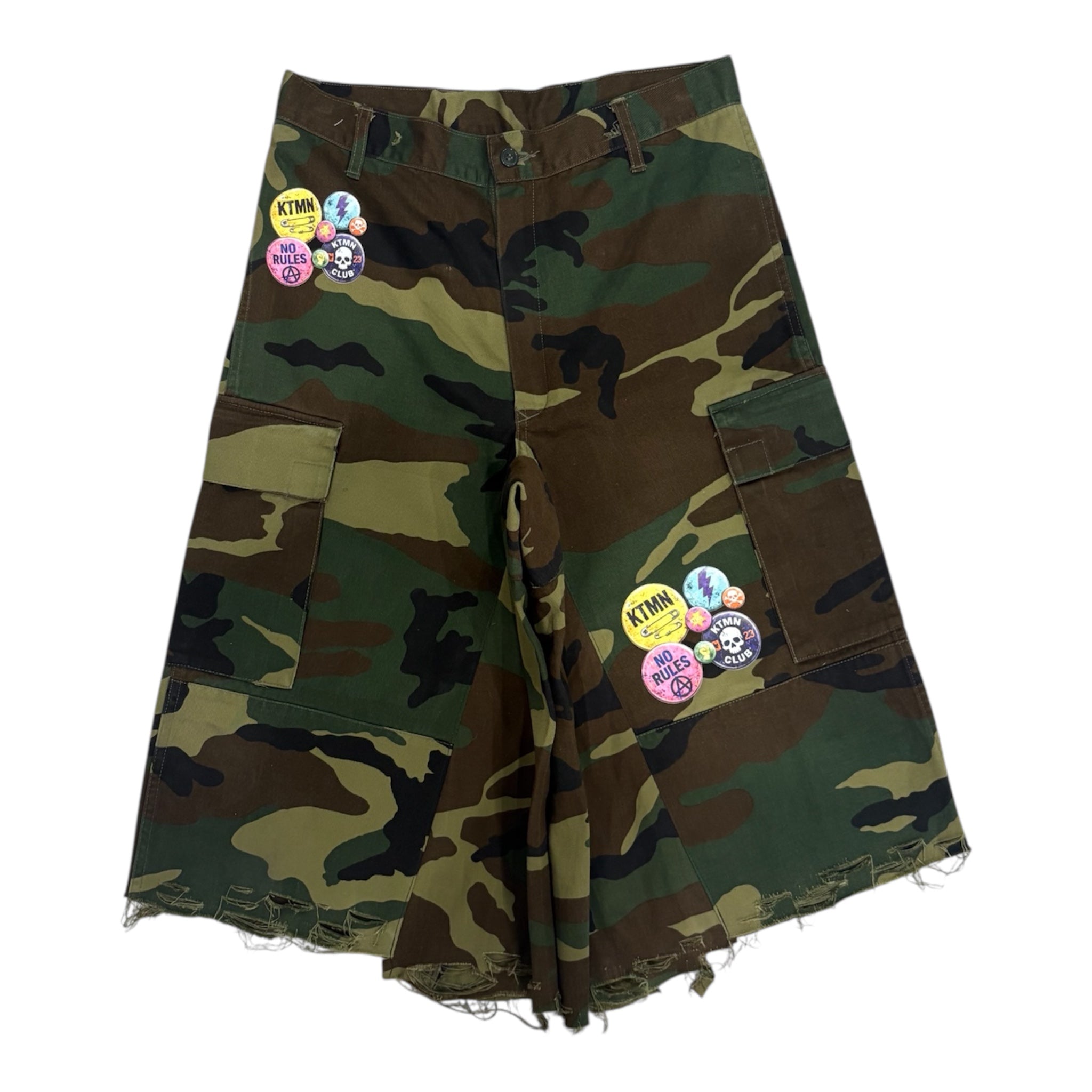 PINS CAMO JORTS